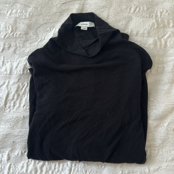 Vince Tops - Vince Black TurtleNeck Black Longsleeve